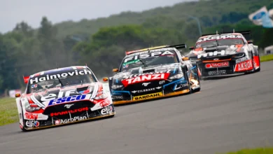Werner, Santero y Canapino en el TC en Toay.