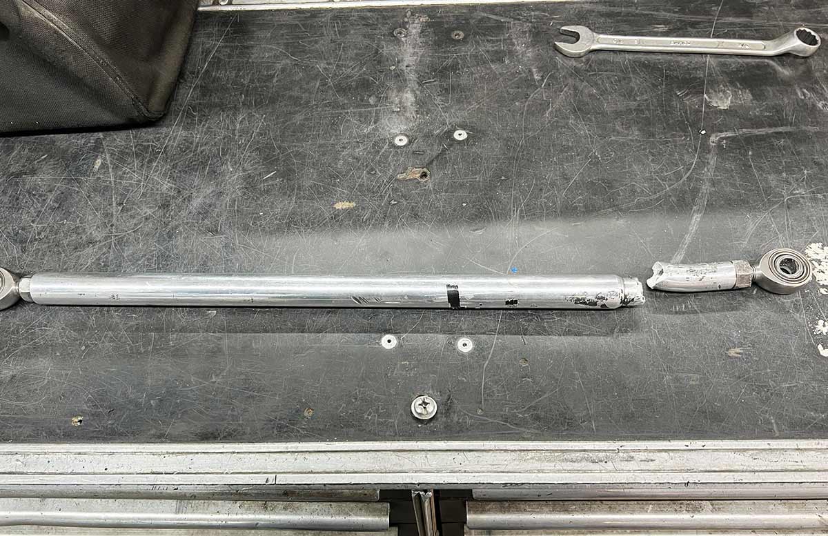 Barral de dirección del auto de Trucco.