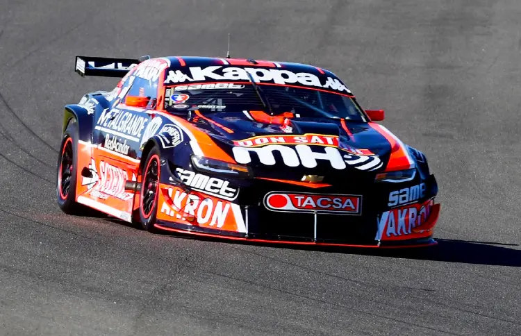 Camaro en la pista