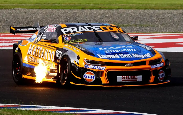 Chevrolet Camaro de TC de Ledesma en Termas.