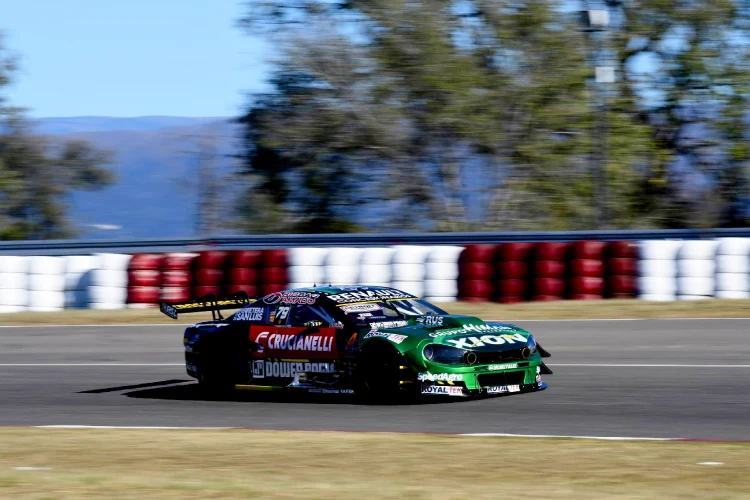 Torino de TC de Chapur en pista.