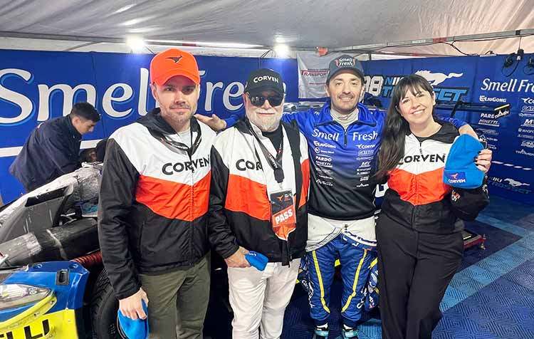 Trosset en el TC en Posadas con gente de Corven.