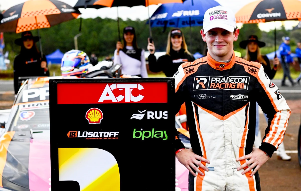 Fritzler con el cartel