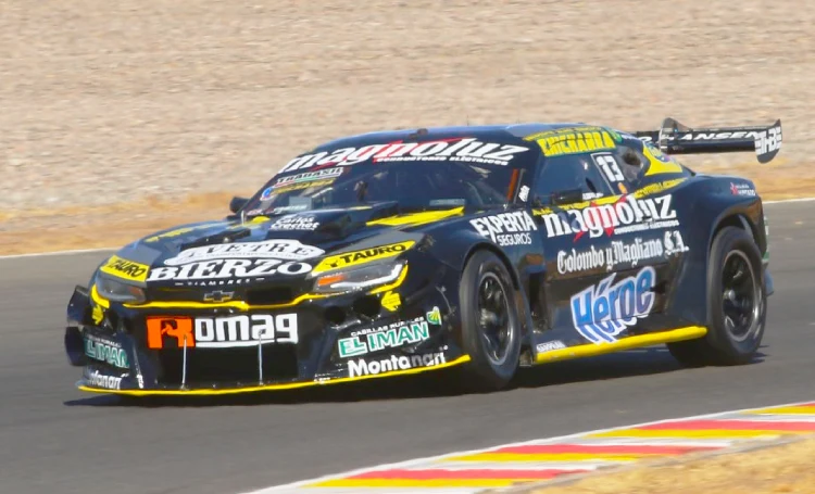 Chevrolet Camaro de Juan José Ebarlín.