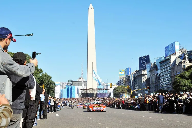 El TC alrededor del Obelisco