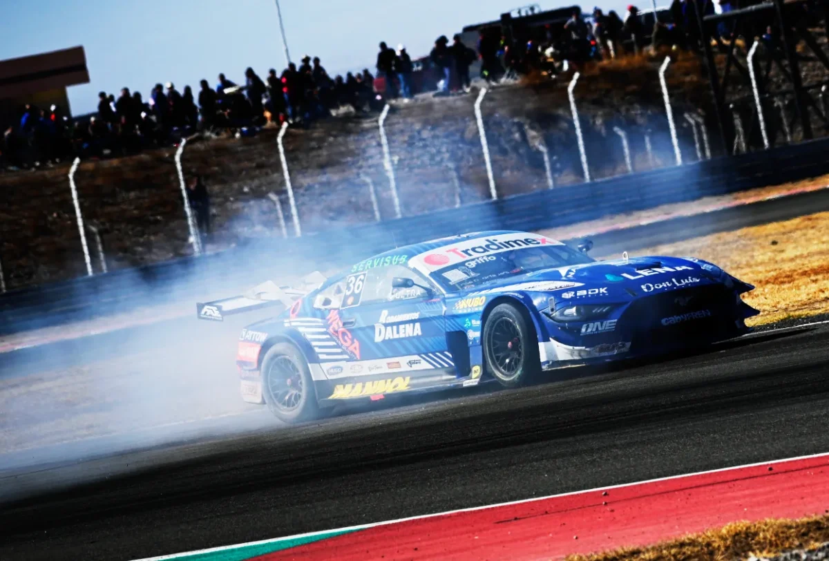 Spataro con gases en el TC en San Juan.