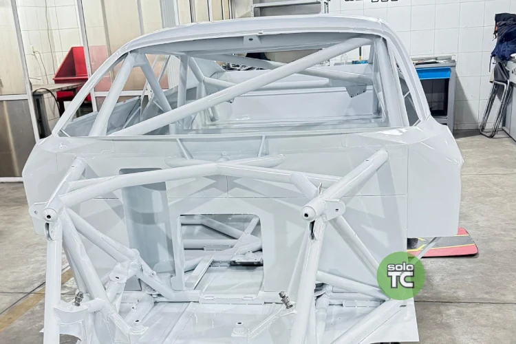 Ford Mustang en el taller de Walter Alifraco