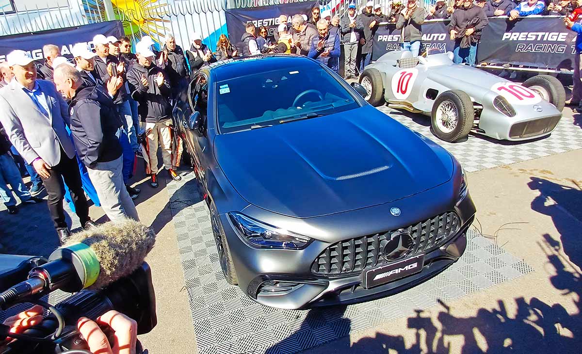 Presentación de Mercedes-Benz en el TC en Buenos Aires.