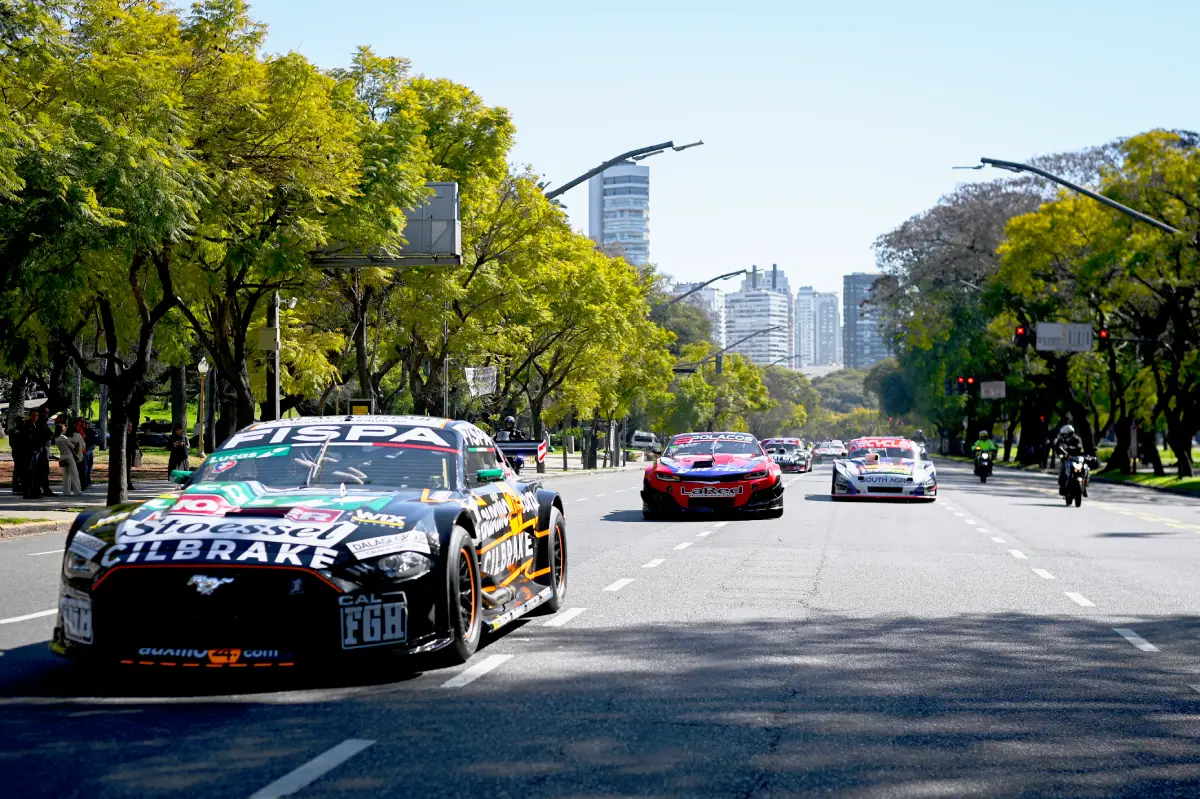 El TC en las calles de Buenos Aires