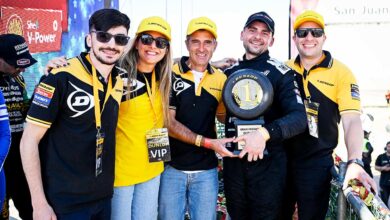 Martín Vazquez en el podio del TC en San Juan.