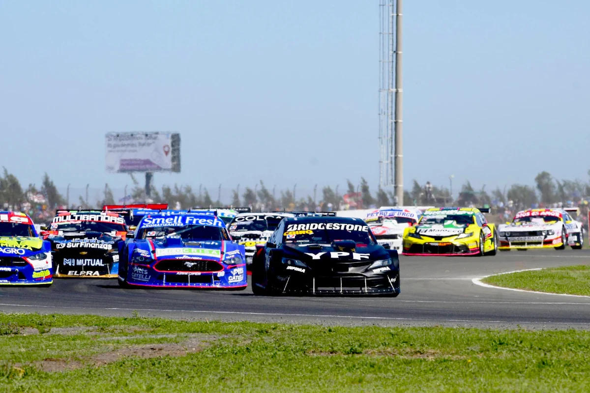 Pelotón de TC en San Nicolás.