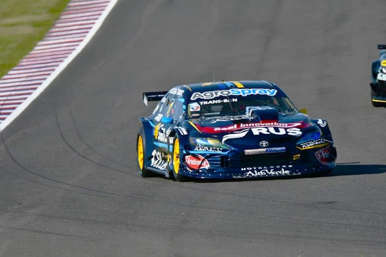 Toyota Camry de Tobías Martínez