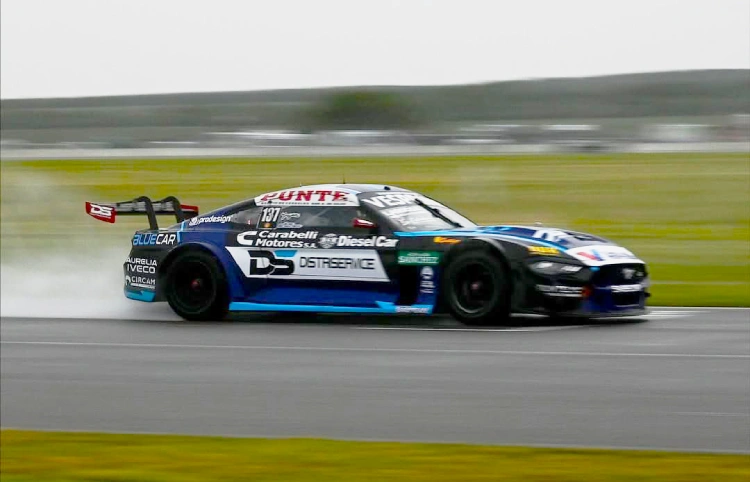 Ford Mustang de Jeremías Scialchi