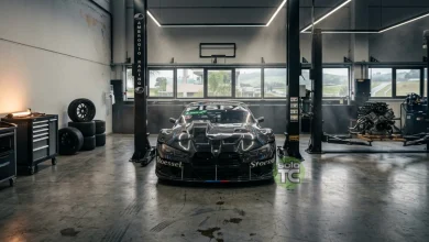 El BMW de TC de Santero en el taller de Ambrogio.