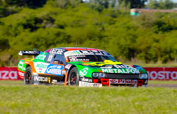 Dodge Challenger de Jonatan Castellano