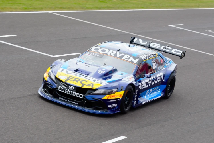 Toyota Camry de Urcera