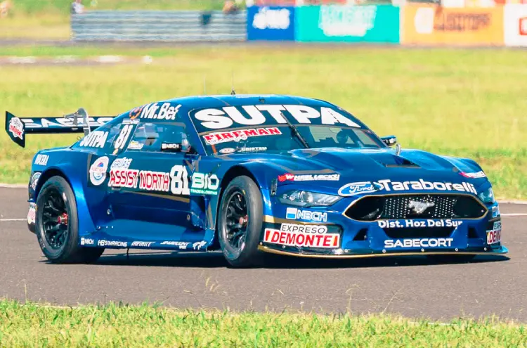 Ford Mustang de Lucas Carabajal