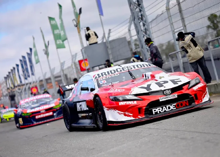 Toyota Camry de Matías Rossi