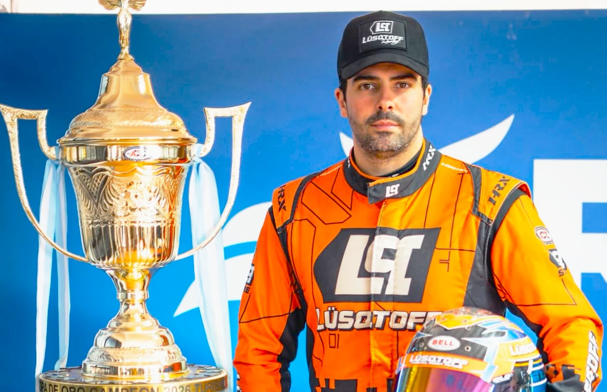 Mauricio Lambiris y la Copa de Oro.