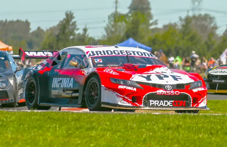 Toyota Camry de Matías Rossi